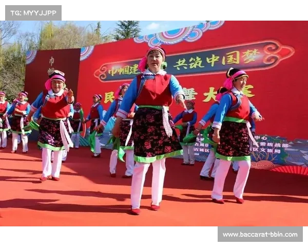 奥运冠军空降广场舞展现民族团结魅力下一站将带来怎样的惊喜 奥运冠军空降广场舞展现民族团结魅力下一站将带来怎样的惊喜