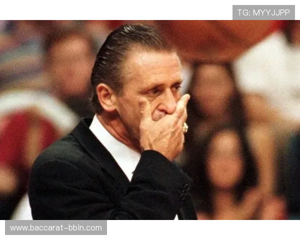 张佳玮解析詹金斯被解雇背后原因 揣测休赛期或迎新变动